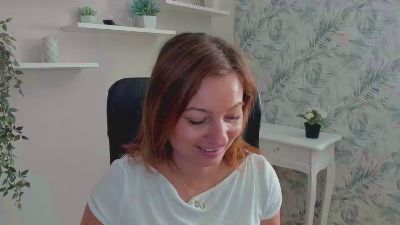 1Angela39 from Germany