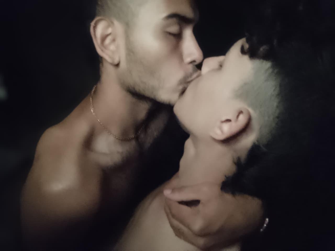 ALENDERS Profile Image