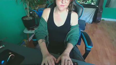 KushandKink from Canada