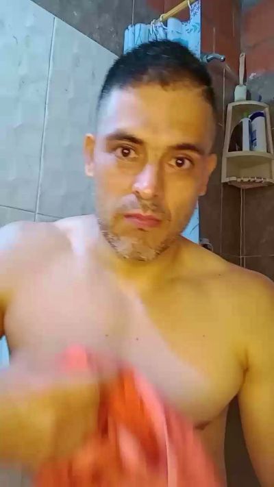 MaduroSesy82 from Colombia