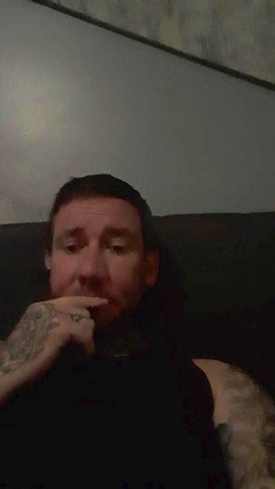 Suckmegood43 from United Kingdom