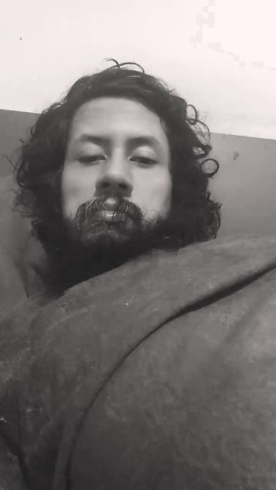 follo_adicto30 from United Kingdom