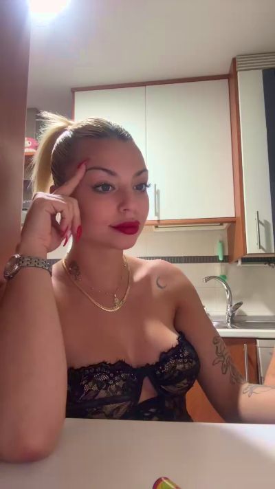 noeliagarciaxxx from Spain
