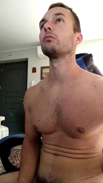 riccardoyeah from Italy