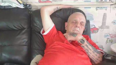 sexymanlol from United Kingdom